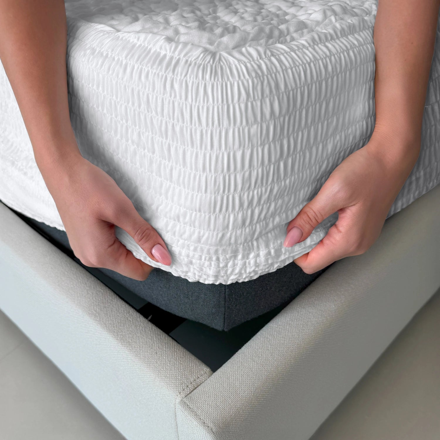 Crisp White Mattress Protector King Size