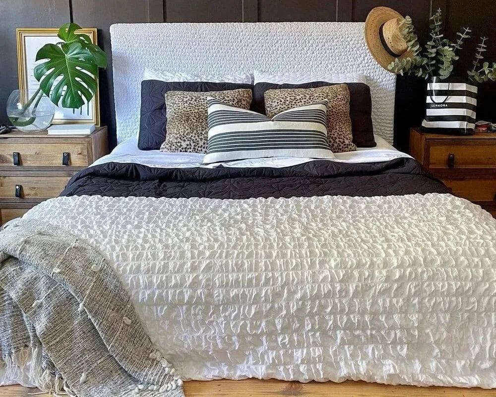 7 Must-Have Elements for a Cozy Glam Bedroom