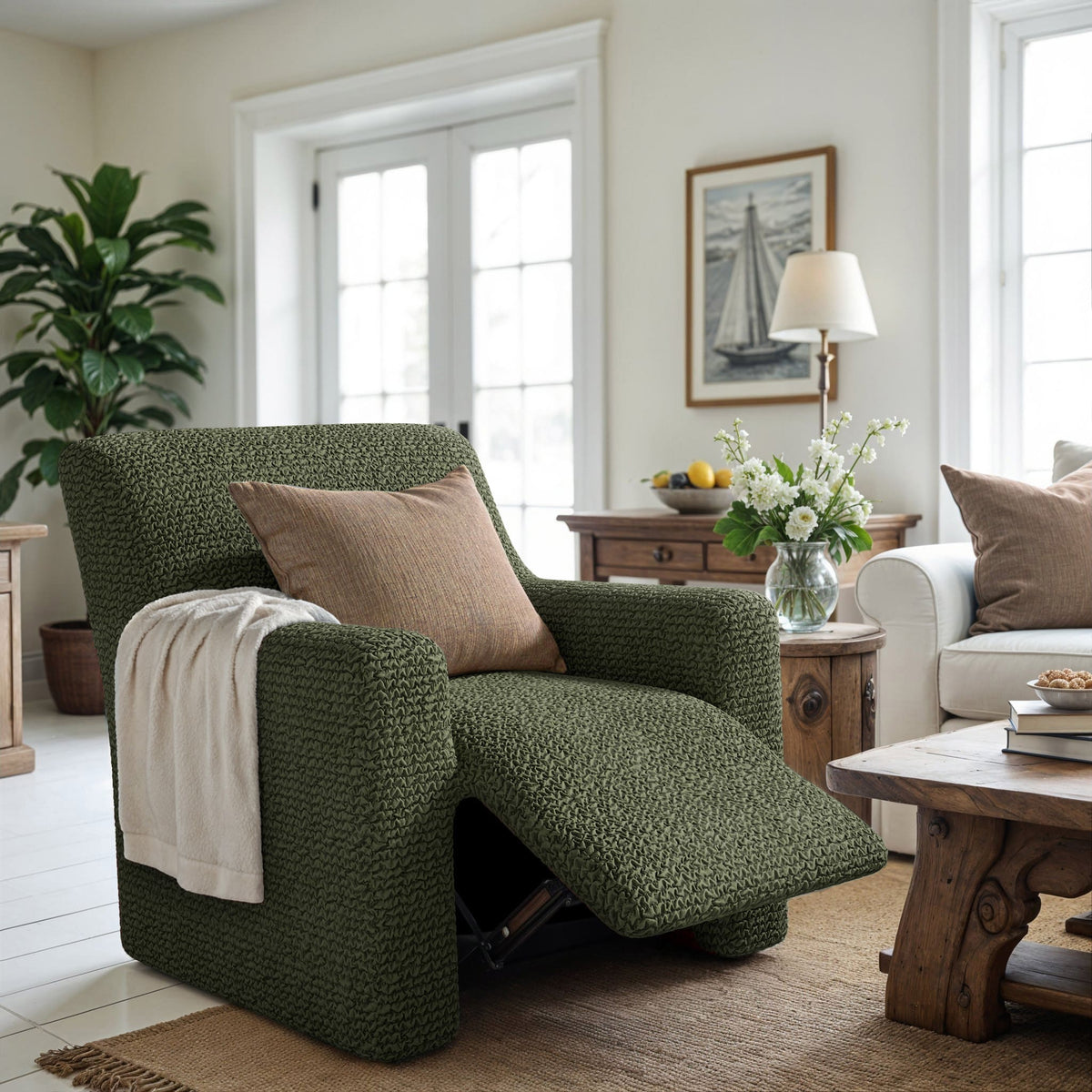 Reclining Armchair Slipcover, Comfort Collection – Moss Green, interior view 1 | Moss Green