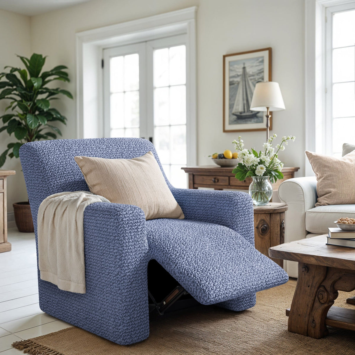 Reclining Armchair Slipcover, Comfort Collection – Blue, interior view 1 | Blue