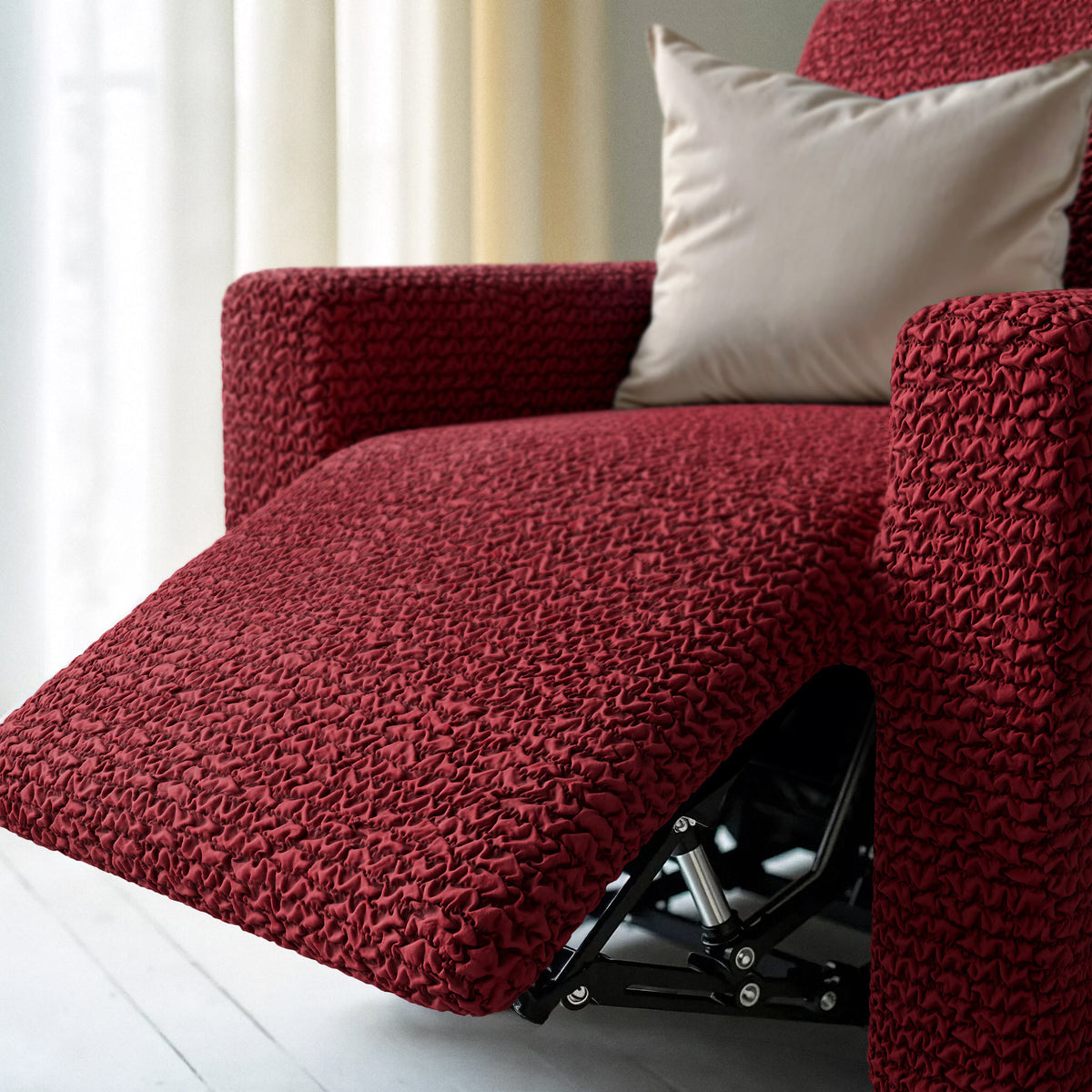Reclining Armchair Slipcover, Comfort Collection – Burgundy, interior view 2 | Burgundy