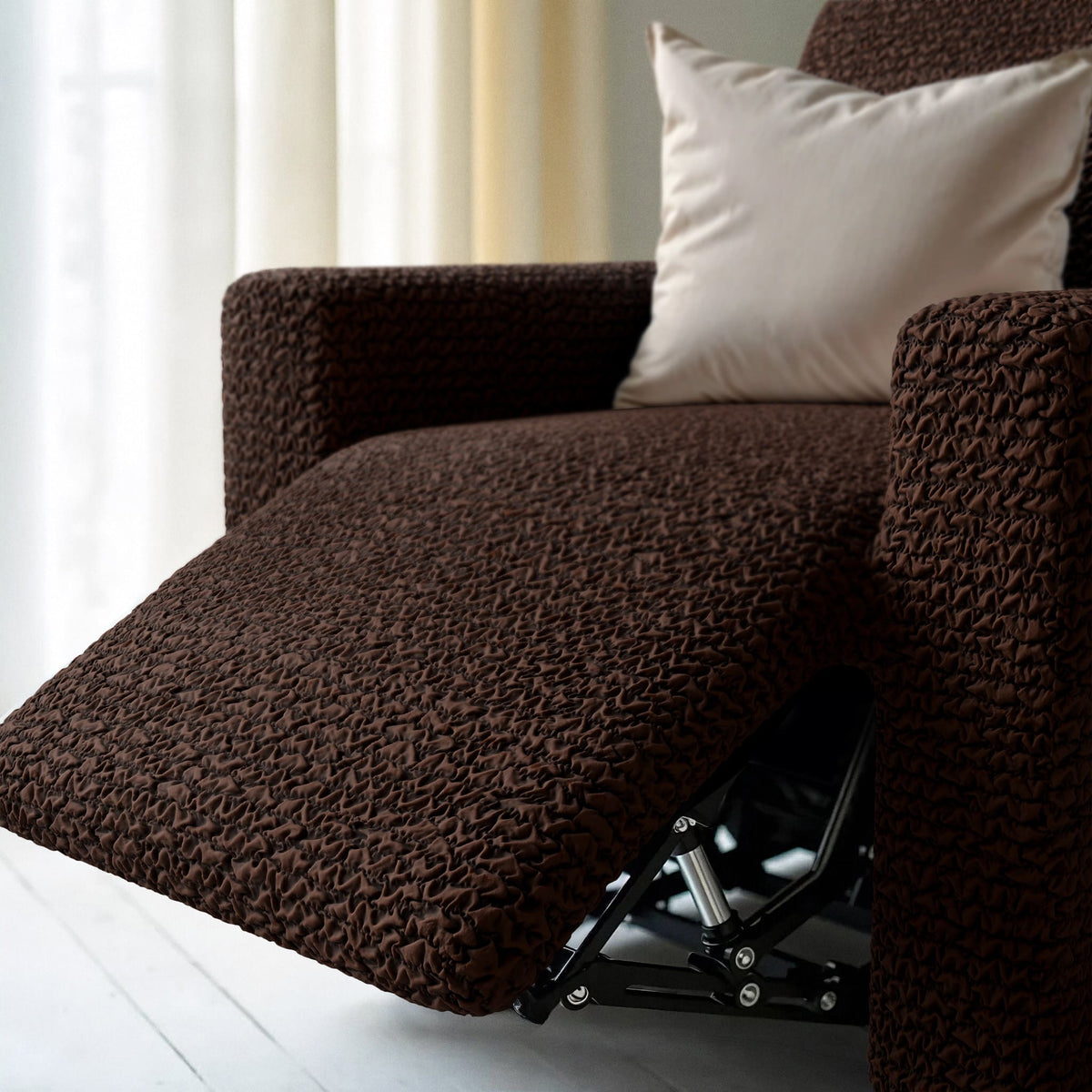 Reclining Armchair Slipcover, Comfort Collection – Dark Brown, interior view 2 | Dark Brown