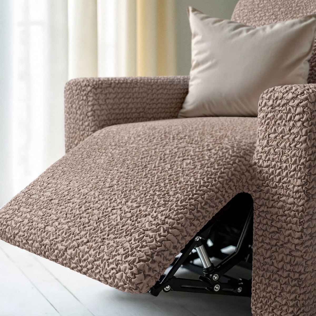 Reclining Armchair Slipcover, Comfort Collection – Soft Taupe, interior view 1 | Soft Taupe