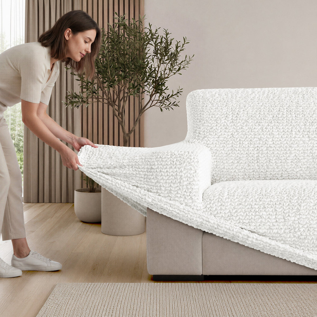 Sofa 4 Seater Slipcover, Comfort Collection – Crisp White, installation view | Crisp White